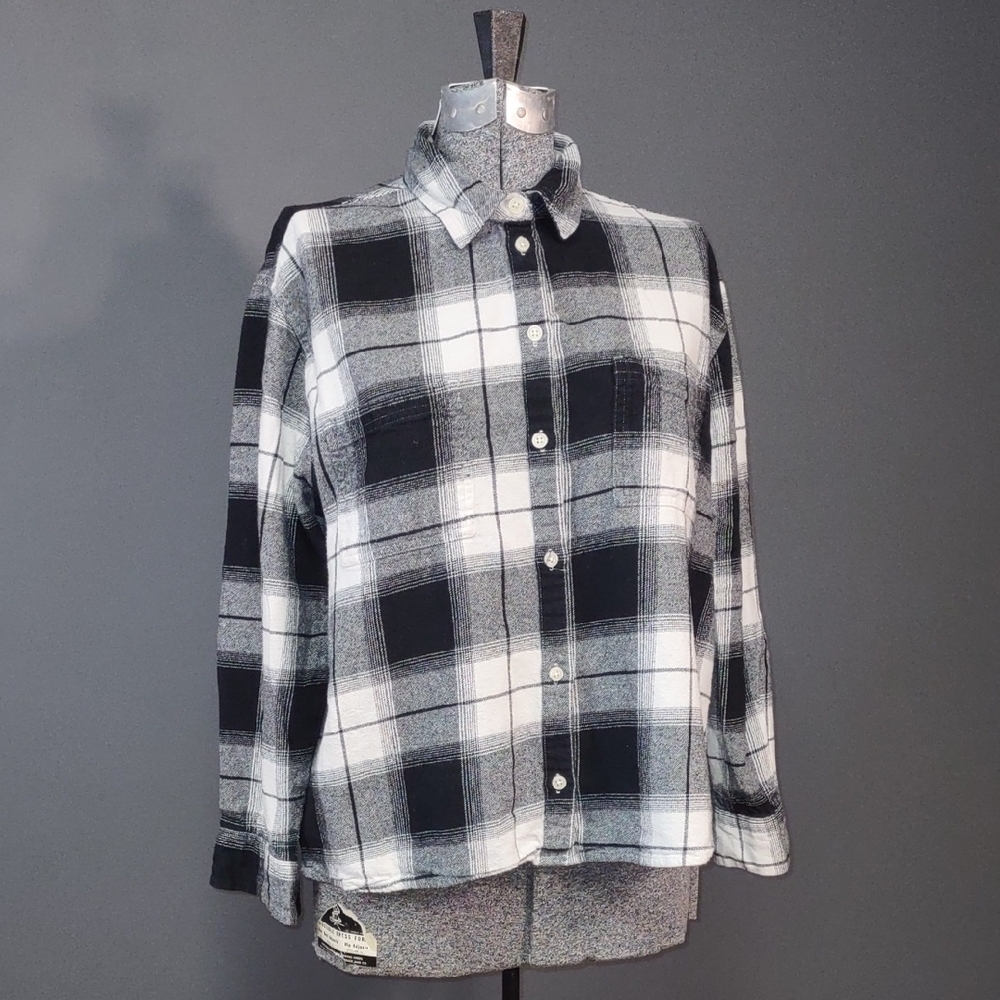 Old Navy Women's The Boyfriend Flannel Shirt